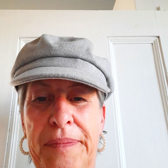 TOO LATE !  cap for women, Vintage style hat in very good condition - Picture 6 of 7